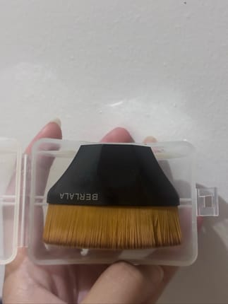 BERLALA FOUNDATION BRUSH