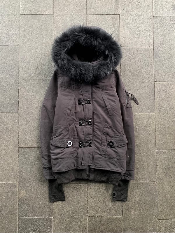 2000s Sly Product - Crazy Bondage Fur Racoon Jacket, foto 2