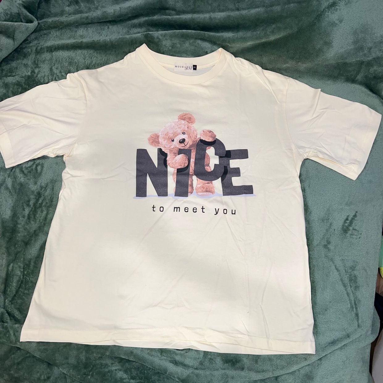 Streetwear Indie T-shirt Wanita cream