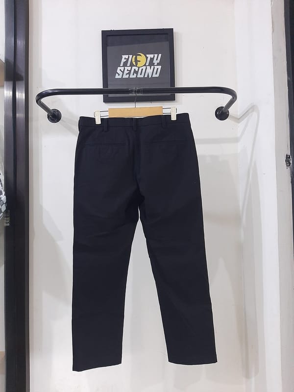 Celana chinos uniqlo, foto 2