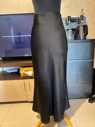 Rok Satin