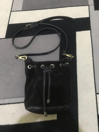 Sling bag serut
