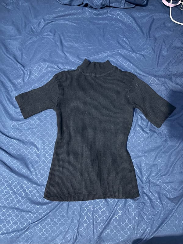 turtle neck hitam knit lengan pendek, foto 2