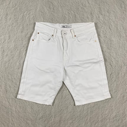 CELANA PENDEK ZARA