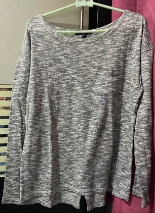 Kaos wanita