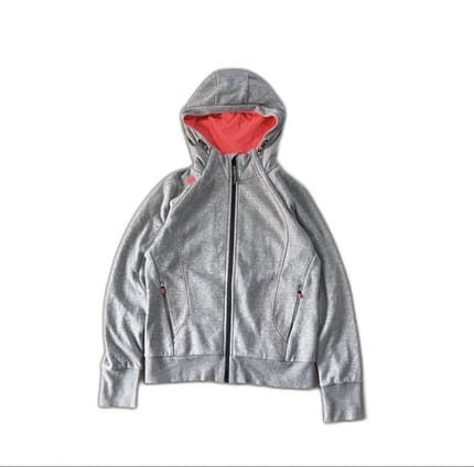Descente Zipper hoodie