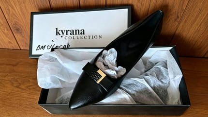 Sepatu hells kyrana