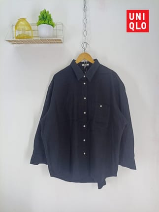 UNIQLO OVERSIZED SHIRT