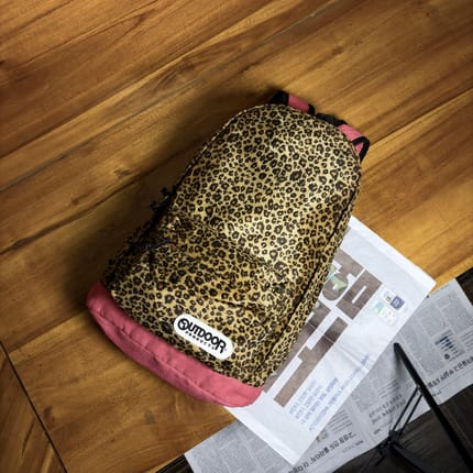 Outdoor product leopard backpack