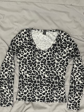 longsleeve leopard