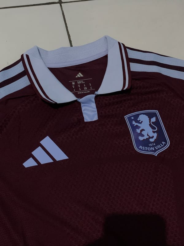 LS Aston Villa Home 26/27 Player issue, foto 3