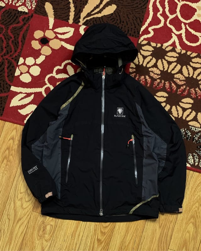 item(s) : BLACKYAK GORE-TEX GORPCORE JACKET SIZE L, foto 2