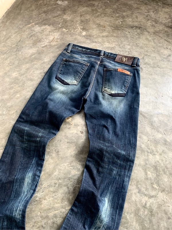 EVISU BOOTCUT FADING WASHED JEANS, foto 9