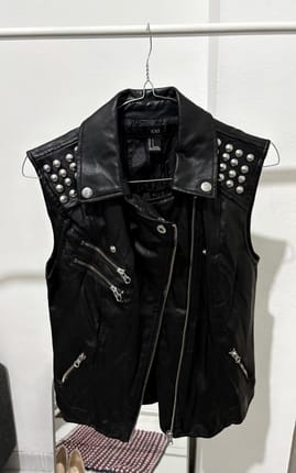 Vest kulit size S