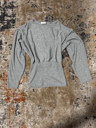 gray coral top