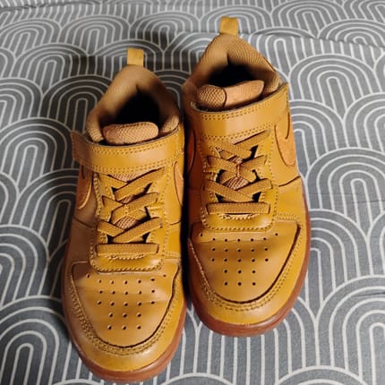 Sepatu Anak Second - Size 13C / EUR 3