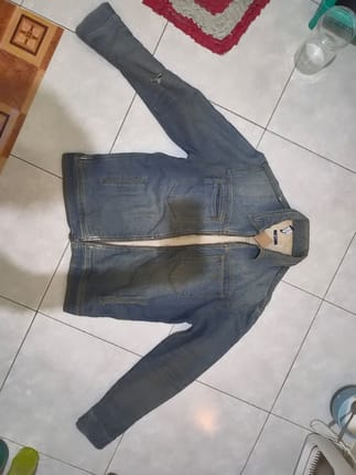 Jacket Emba slim fit size L on tag