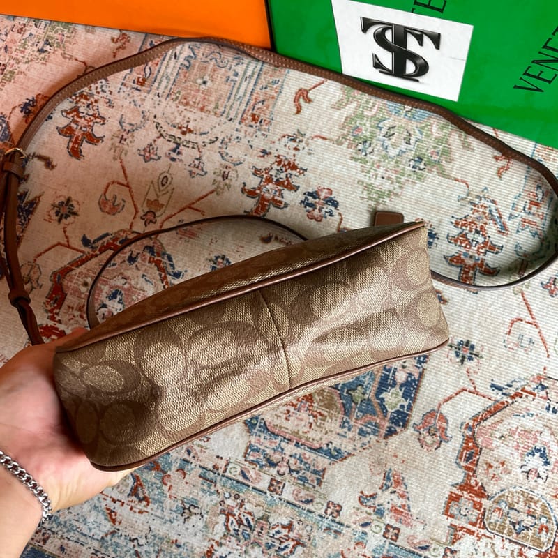 Coach crossbody monogram with tag price, foto 3