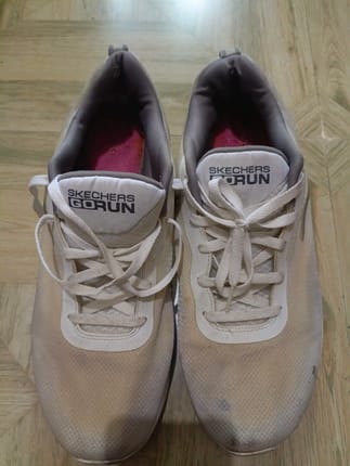 SKECHERS GORUN RUNNING SHOES