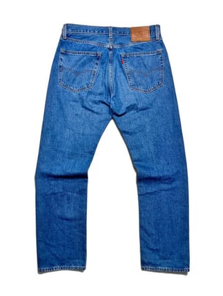 LEVI'S LOT 551Z
REGULAR STRAIGHT FIT