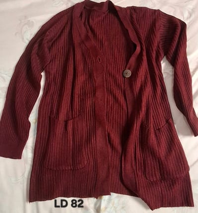 Cardigan Rajut Merah Maroon