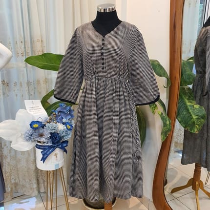 Dress Kotak Kotak