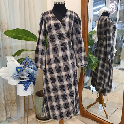 Dress Wanita Filmography