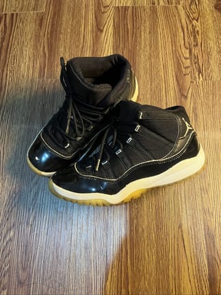 Sepatu ari jordan kids