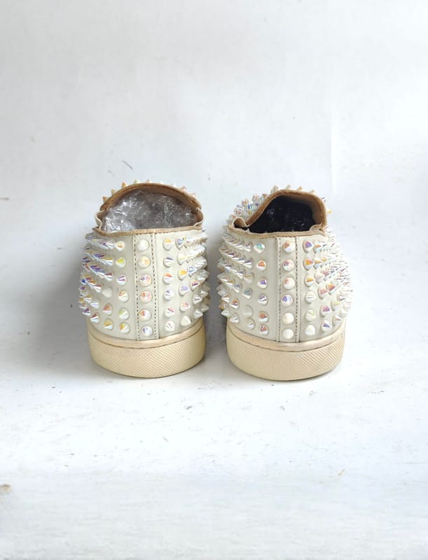 Christian Louboutin, Goth avant garde common projects, foto 3