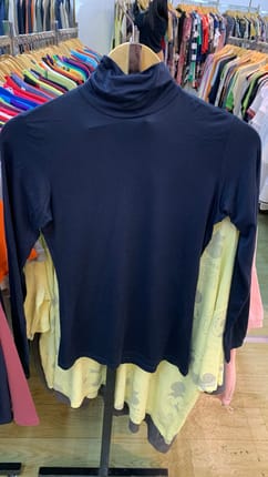 UNIQLO HEATTECH TURTLE NECK NAVY M UNISEX