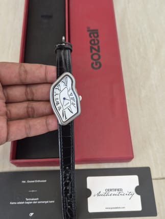 Gozeal Jon Melting Watch not cartier crash