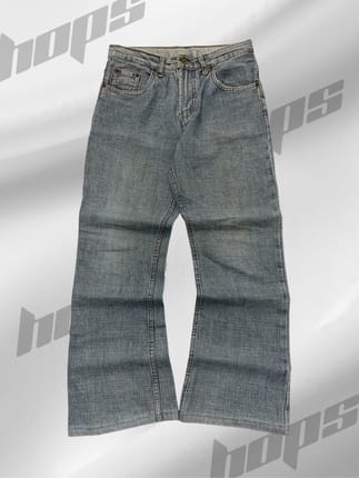 2000s Levi’s 505 Bootcut Blue Washed