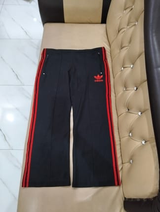 trackpants adidas baggy