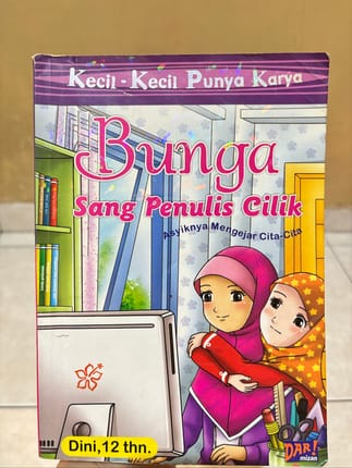 Bunga sang penulis cilik