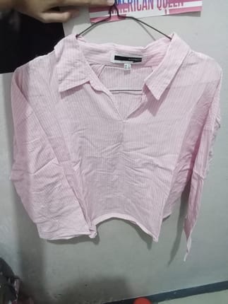Kemeja pink salur