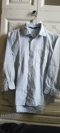 GAP kemeja