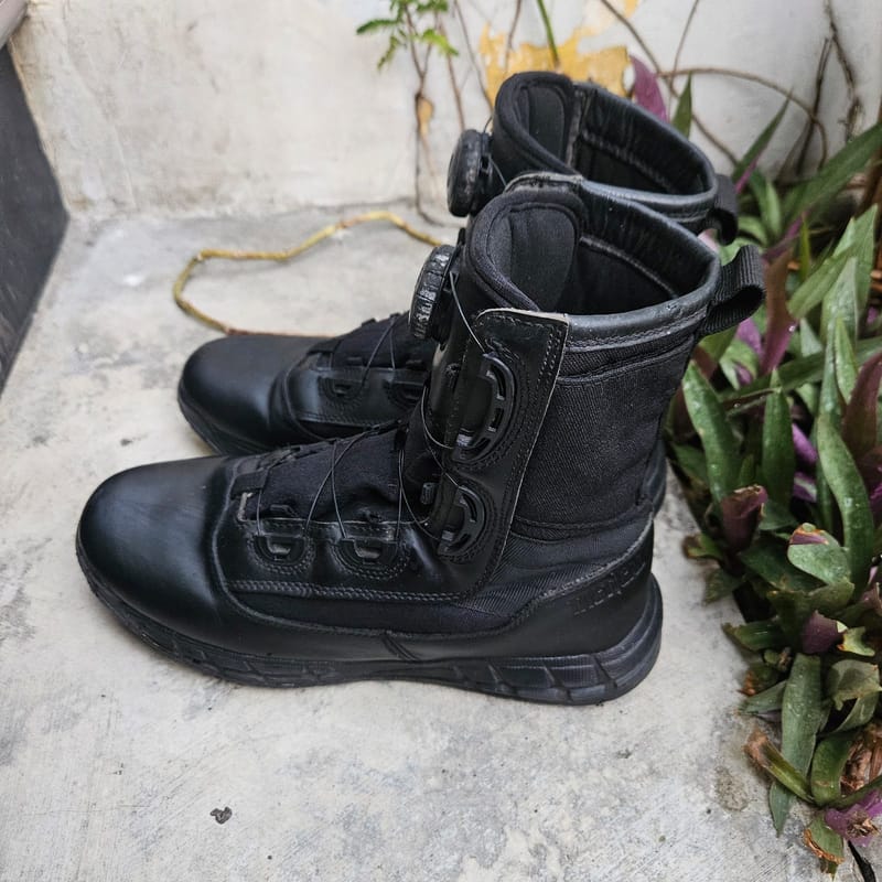 sepatu preloved tactical size 39(24cm), foto 3