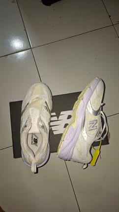 sepatu new balance