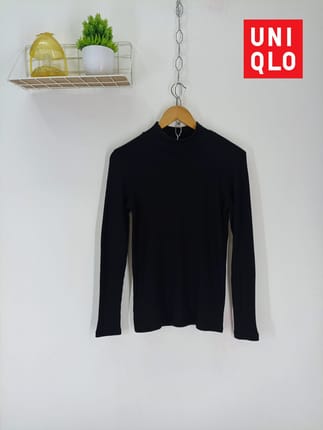 UNIQLO KNITWEAR