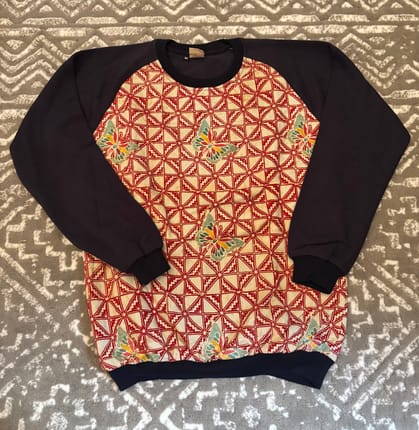 Sweater batik