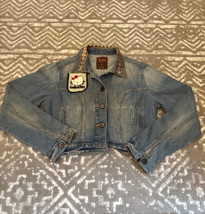 Crop denim jacket
