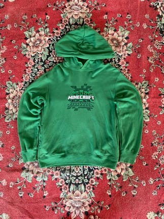 Hoddie uniqlo kolab minicraft