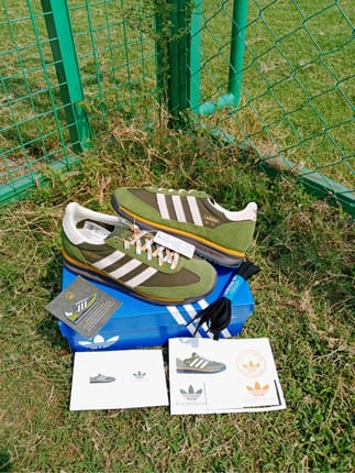 BNIB SZ42 - ADIDAS SL72 KALIMANTAN - ORIGINALS