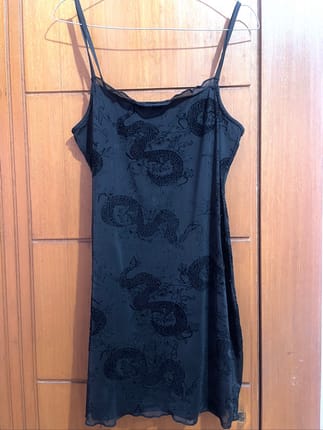 h&m black dress
