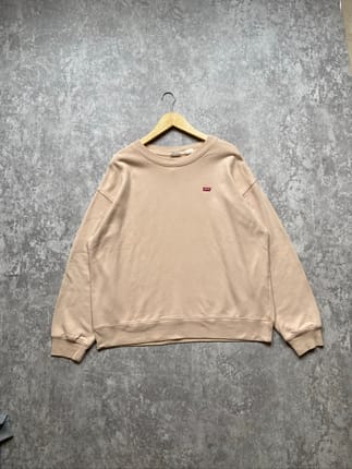Levi’s Cream CrewNeck