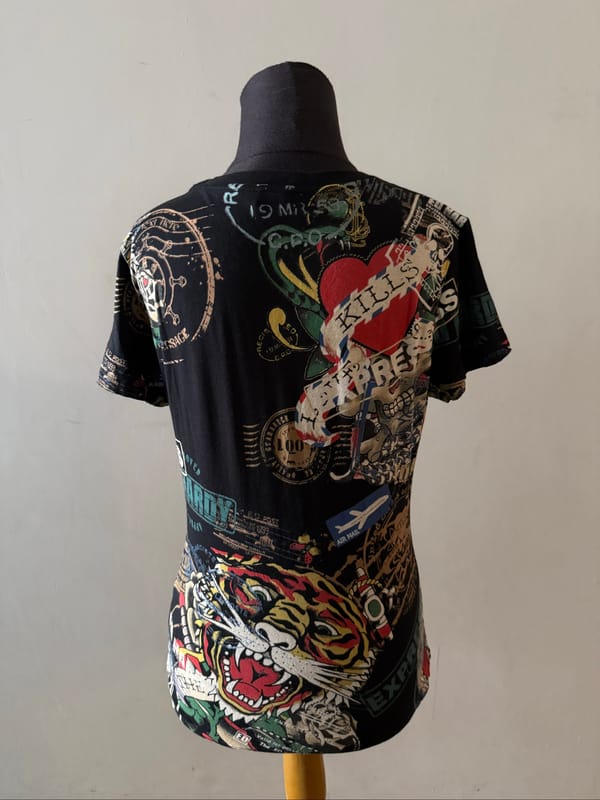 Kaos ed hardy (wanita), foto 2