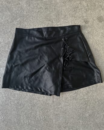 Gothich leather faux skort