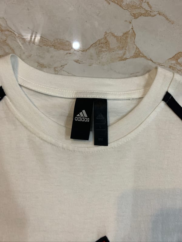 Adidas Badge Tee, foto 3