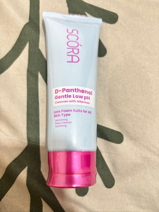 Facial wash Scora