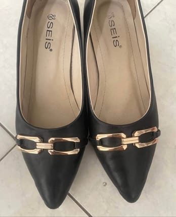 sepatu pantofel / heels kerja